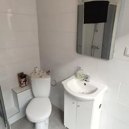 Homestay Studio Near Station *